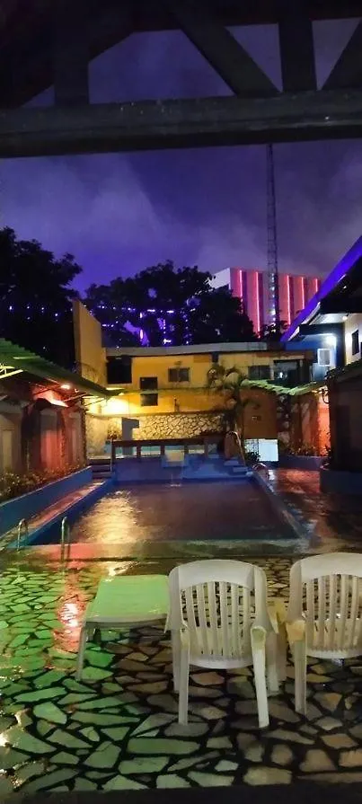 ***  2 Hotel Saleh アンヘレス フィリピン