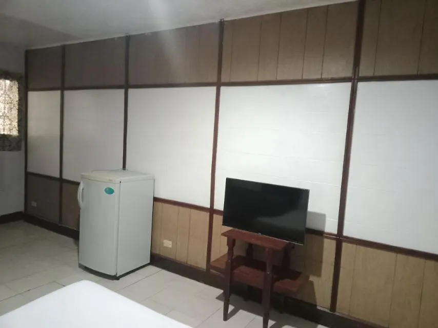 2 Hotel Saleh Angeles 3*,