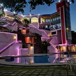 Bohol Plaza Mountain And Restaurant Hotel Dauis