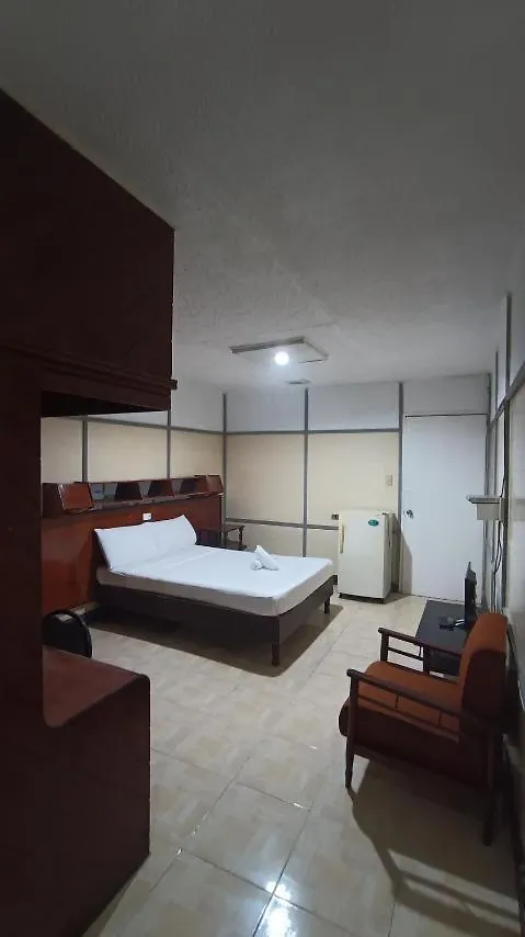 2 Hotel Saleh アンヘレス