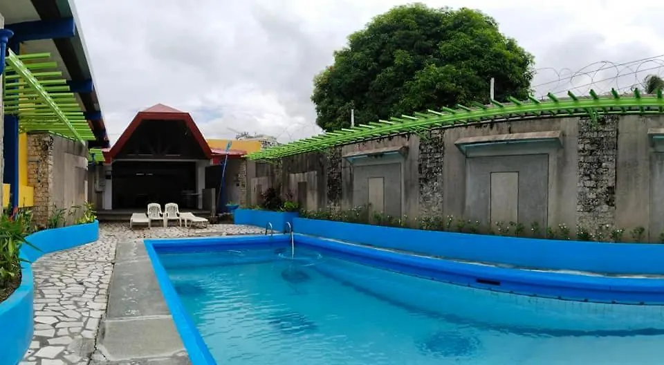 2 Hotel Saleh アンヘレス 3*,