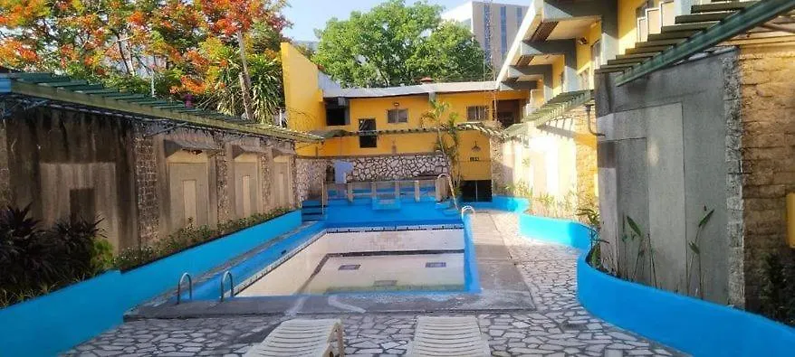 ***  2 Hotel Saleh アンヘレス フィリピン