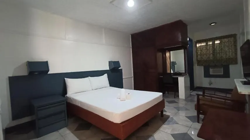 ***  2 Hotel Saleh アンヘレス フィリピン